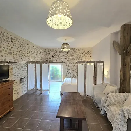 Paisible Avec Jardin Prive Et Animaux Acceptes Apartment *